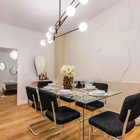 Appartamento X#prestige#arcdetriomphe#champsélysées#2bedrooms#ac Parigi